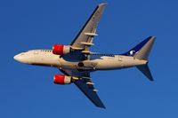 LN-RPZ @ ENTC - 1998 Boeing 737-683, c/n: 28293 at Tromso - by Terry Fletcher