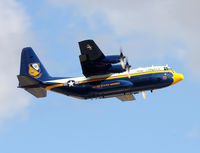 164763 @ NFW - Blue Angle 9 departing NASJRB on a maintenance flight. - by Zane Adams