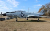 58-0276 @ WRB - F-101F Voodoo