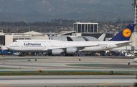 D-ABYC @ KLAX - Boeing 747-800 - by Mark Pasqualino