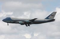 82-8000 @ MCO - Air Force One - by Florida Metal
