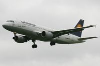 D-AIQE @ EGLL - Lufthansa - by Howard J Curtis