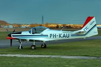 PH-KAU @ BREIGHTON - First time I have seen him at Breighton - by glider