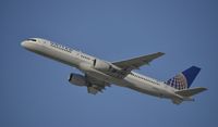 N514UA @ KLAX - Departing LAX - by Todd Royer