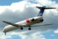 LN-ROA @ ESSA - Scandinavian Airlines MD-90-30 approaching Stockholm Arlanda airport, Sweden. - by Henk van Capelle