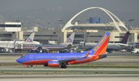 N253WN @ KLAX - Taxiing to gate - by Todd Royer