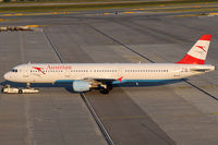 OE-LBA @ VIE - Austrian Airlines