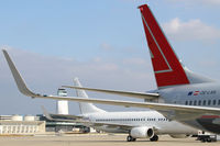 OE-LNK @ VIE - Lauda - by Joker767