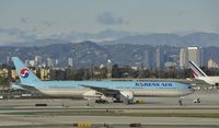 HL7783 @ KLAX - Taxiing to gate at LAX - by Todd Royer