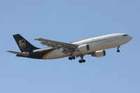 N174UP @ DFW - UPS Airbus landing at DFW Airport - by Zane Adams
