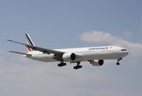 F-GZNI @ KMIA - Boeing 777-300ER