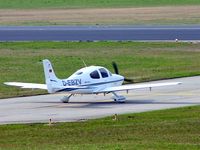 D-EBZV @ EDNY - Cirrus Design SR-20 [1245] Friedrichshafen~D 03/04/2009 - by Ray Barber