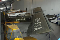 OH-FSA @ EFHK - On display at the Finnish Aviation Museum (Suomen Ilmailumuseo). - by Howard J Curtis