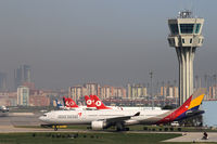 HL8258 @ LTBA - Taxing to gate after arrival from Seoul