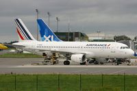 F-GKXE @ LFRB - Airbus A320-214, Air France, Boarding area, Brest-Bretagne Airport (LFRB-BES) - by Yves-Q