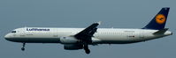 D-AIDO @ EDDF - Lufthansa, seen here approaching RWY 25L at Frankfurt Int´l (EDDF) - by A. Gendorf