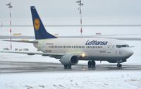 D-ABXZ @ EDDL - Lufthansa B733 in winterly DUS. WFU and stored Tulsa 5 months after I took this picture. - by FerryPNL