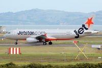 VH-VFF @ NZAA - At Auckland - by Micha Lueck