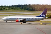 LN-RRS @ ESSA - Boeing 737-883 [28325] (SAS Scandinavian Airlines) Arlanda~SE 06/06/2008 - by Ray Barber