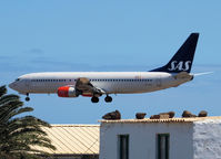 LN-RCU @ ACE - Landing on Lanzarote Airport - by Willem Göebel