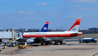 N742PS @ KDCA - DCA VA - by Ronald Barker