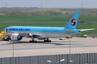 HL8251 @ VIE - Korean Air Cargo - by Chris Jilli