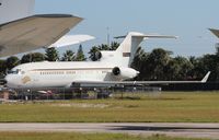 N400RG @ OPF - Private 727-100 awaiting its fate at Opa Locka - by Florida Metal