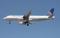 N478UA @ TPA - United A320 - by Florida Metal