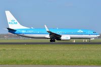 PH-BXE @ EHAM - KLM B738 vacating runway. - by FerryPNL