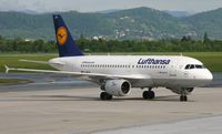 D-AILH @ LOWG - Lufthansa Airbus A319-114 - by Andi F