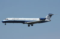 N519LR @ DFW - United Express landing at DFW Airport