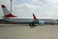 OE-LNP @ VIE - Austrian Airlines - by Joker767