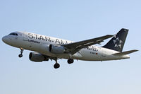 D-AILF @ EGLL - Lufthansa, on approach to runway 27L. Star Alliance colours. - by Howard J Curtis