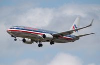 N880NN @ KORD - Boeing 737-800