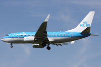 PH-BGG @ EGLL - KLM, on approach to runway 27L. - by Howard J Curtis