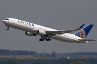 N676UA @ EDDM - N676UA - by Marcus Stelzer