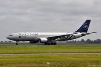 B-6528 @ EHAM - China Southern in Skyteam Colors - by Jan Lefers