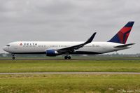 N1200K @ EHAM - DELTA Boeing - by Jan Lefers