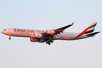 A6-ERE @ VIE - Emirates - by Joker767