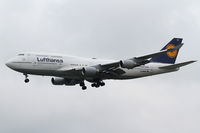 D-ABVF @ EDDF - Lufthansa Boeing 747 - by Thomas Ranner
