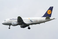 D-AILU @ EDDF - Lufthansa Airbus A319 - by Thomas Ranner