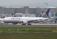 N771UA @ EDDF - United Boeing 777 - by Thomas Ranner