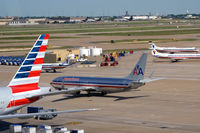 N898NN @ KDFW - Taxi DFW - by Ronald Barker