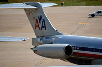 N9409F @ KDFW - Taxi DFW - by Ronald Barker