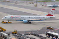 OE-LBA @ VIE - Austrian Airlines Airbus A321 - by Thomas Ramgraber