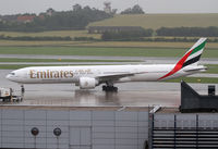 A6-ECG @ VIE - Emirates Boeing 777 - by Thomas Ranner