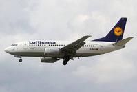 D-ABIT @ EDDF - Lufthansa Boeing 737 - by Thomas Ranner