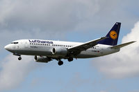 D-ABXU @ EDDF - Lufthansa Boeing 737 - by Thomas Ranner