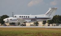 N910AJ @ ORL - Beech 200