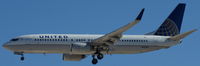 N78285 @ KLAS - United, is landing at Las Vegas Int´l(KLAS) - by A. Gendorf